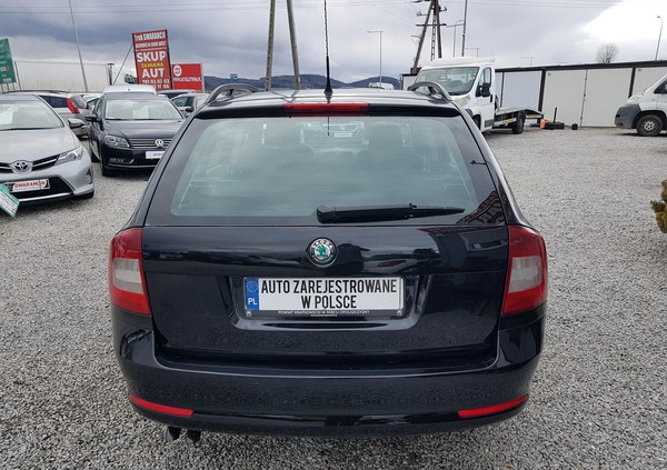 Skoda Octavia cena 22800 przebieg: 297000, rok produkcji 2010 z Sulejówek małe 121